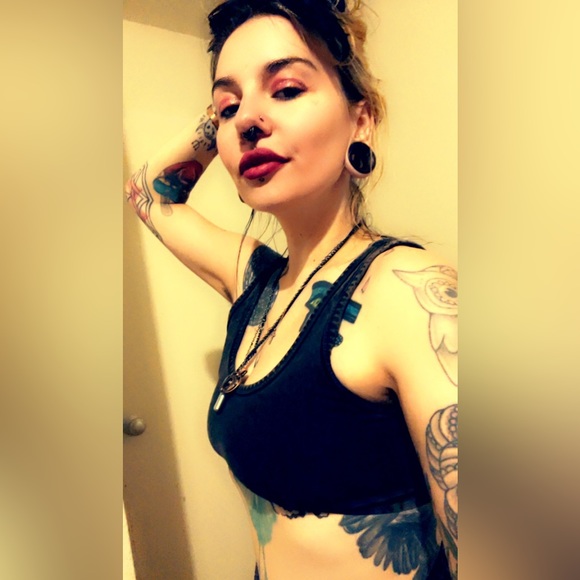 Poshmark Ambassador💕🙏🧿💕💫 5 Star Seller - Picture 6 of 16